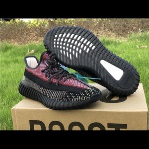 Yeezy Yecheil V2 350 Boost